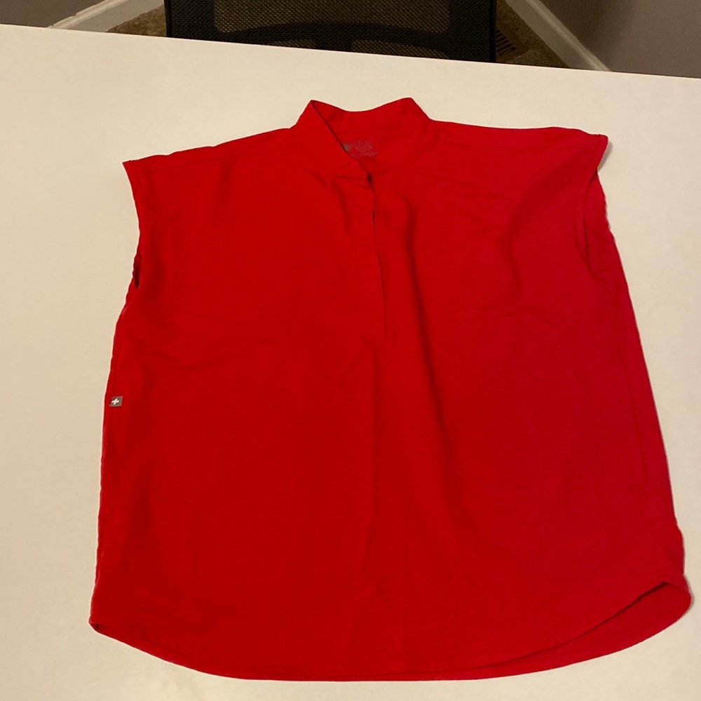 Figs red scrub set